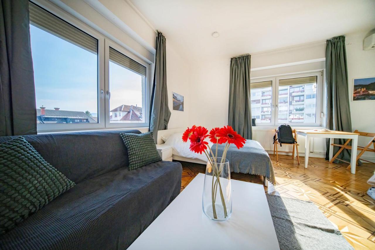 P & B Apartment Любляна Экстерьер фото