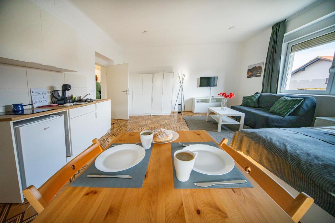P & B Apartment Любляна Экстерьер фото