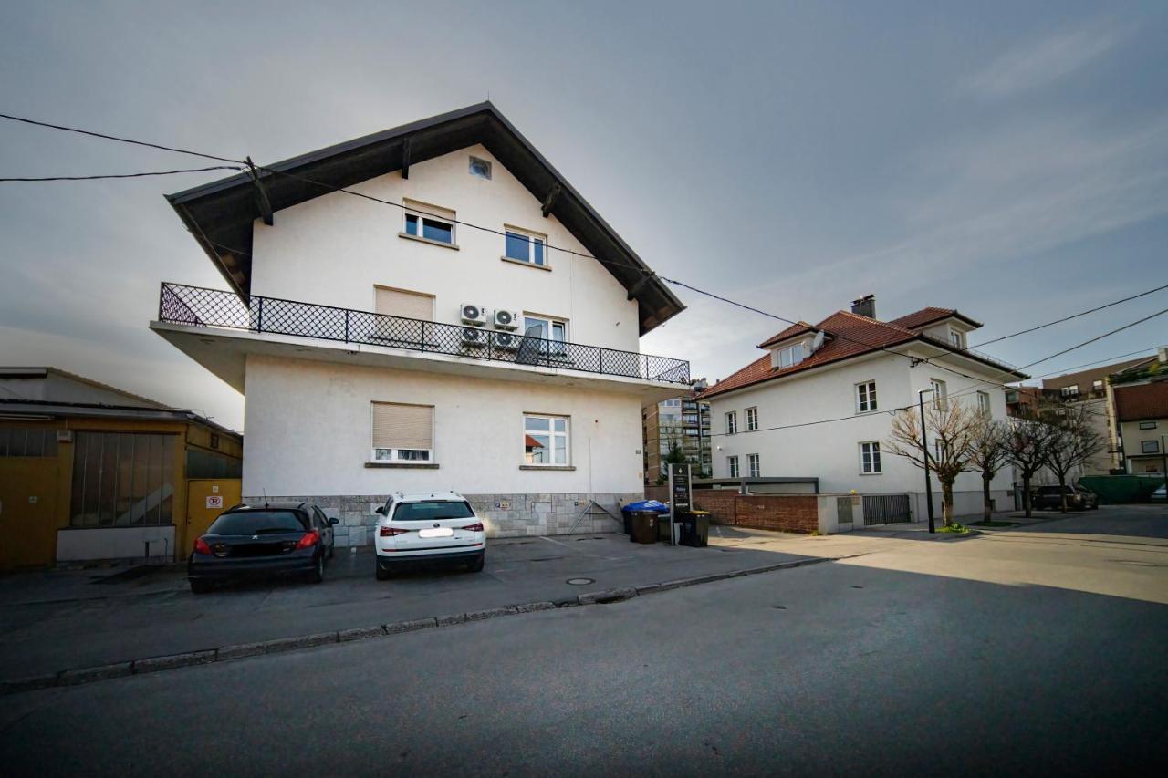 P & B Apartment Любляна Экстерьер фото