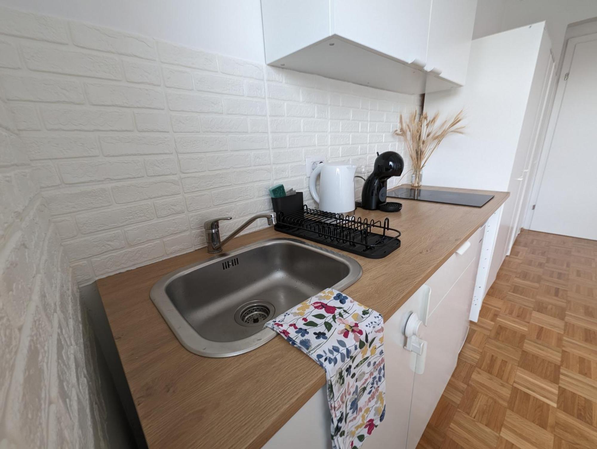 P & B Apartment Любляна Экстерьер фото